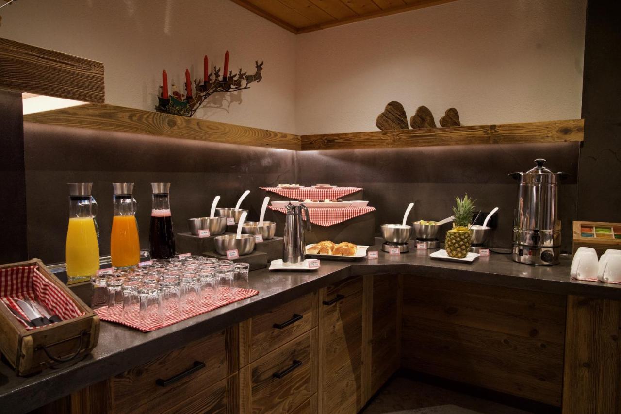 Garni Hotel Wildanger Цёблен Экстерьер фото